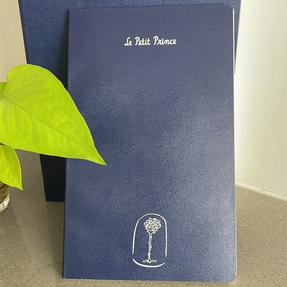 ✨SOLD✨ NEW Moleskine Le Petit Prince Limited Edition Box Set - Picture 2 of 6